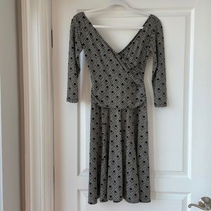 London Times Petite Black/Off-White Dress - 4P